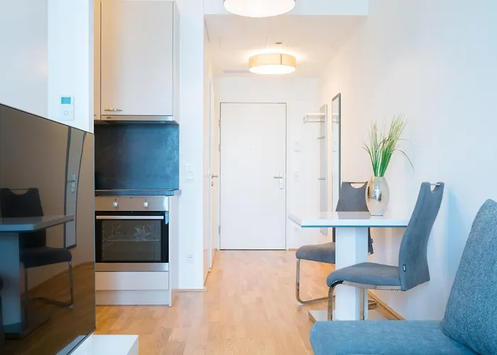 Residence, Marina Tower - Danube Aparthotel