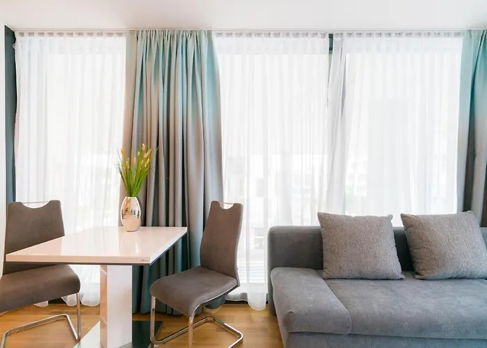 Aparthotel Residence, Marina Tower - Danube