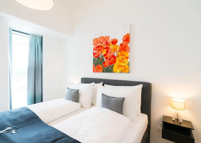 Residence, Marina Tower - Danube Aparthotel