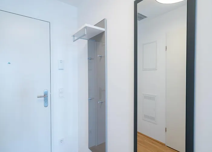 Aparthotel Residence, Marina Tower - Danube