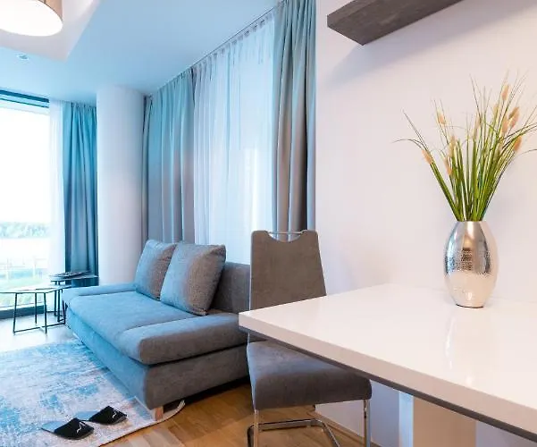 Residence, Marina Tower - Danube 4*