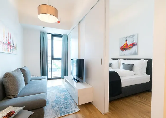 Aparthotel Residence, Marina Tower - Danube 4*