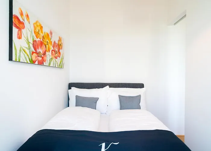 Residence, Marina Tower - Danube 4*
