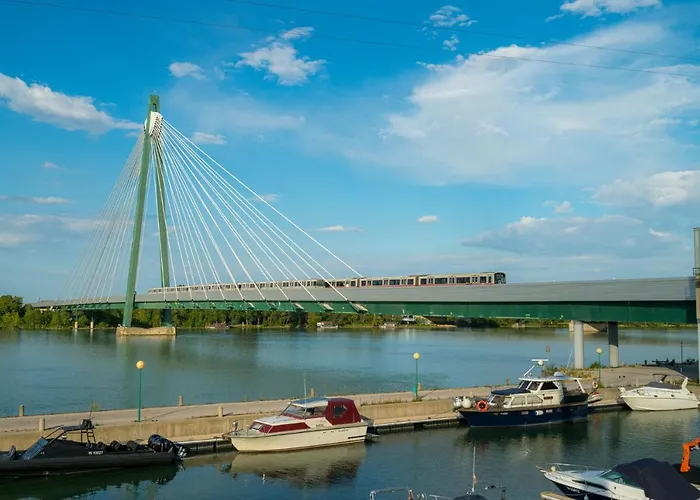 Residence, Marina Tower - Danube Aparthotel Wien