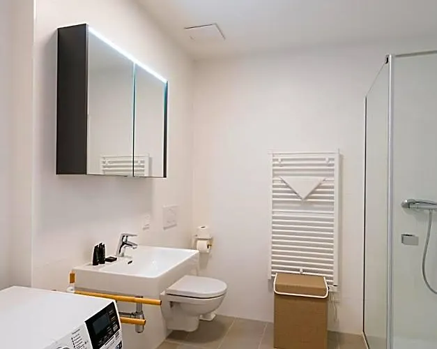 Residence, Marina Tower - Danube 4* Wien